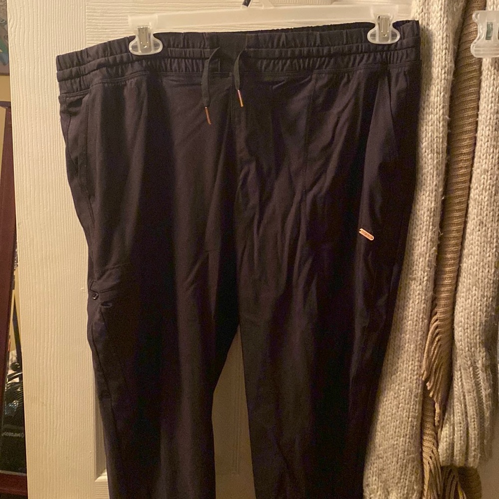 Cherokee scrub pants